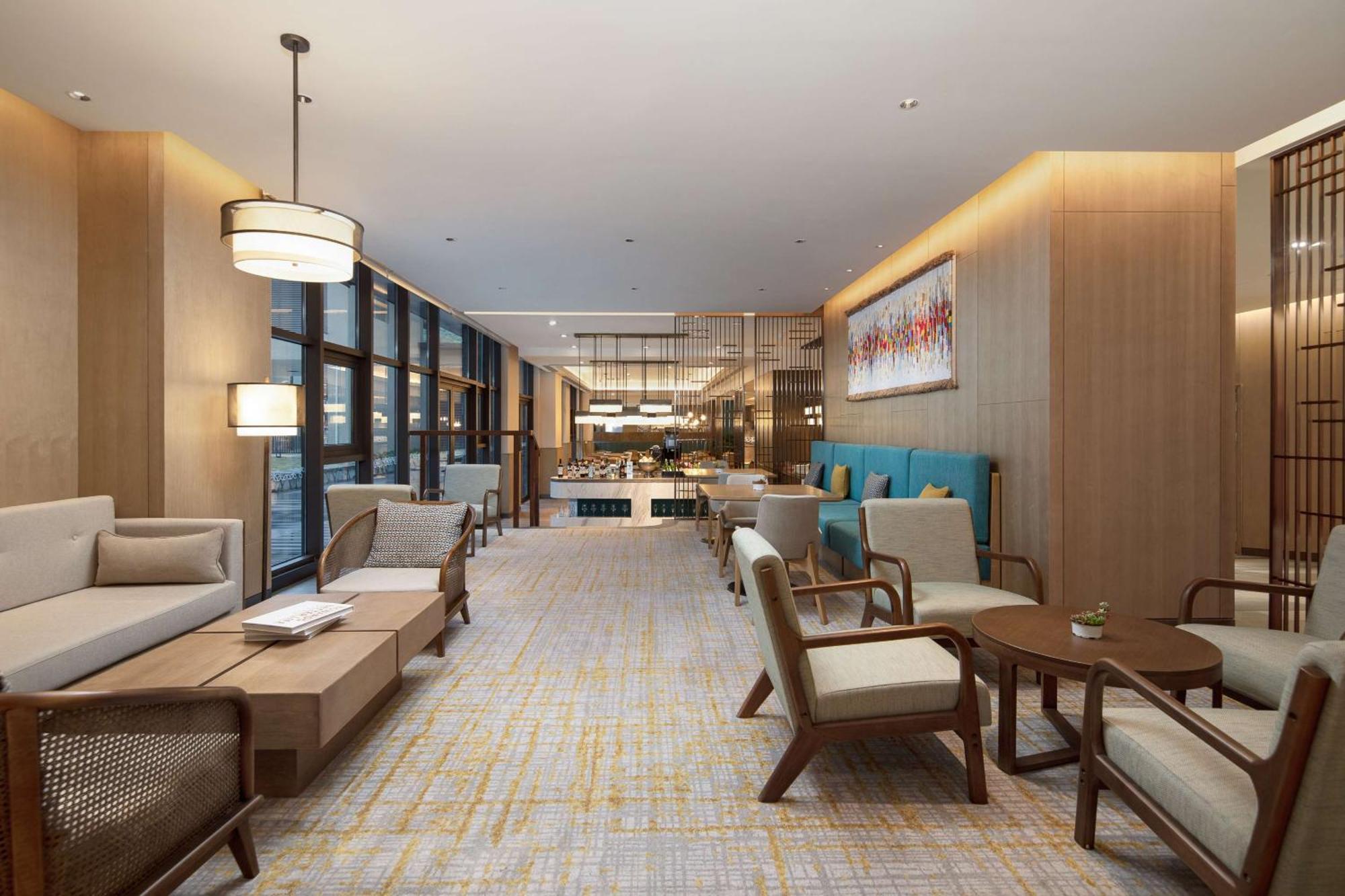 Hilton Garden Inn Jiuzhaigou Bagian luar foto